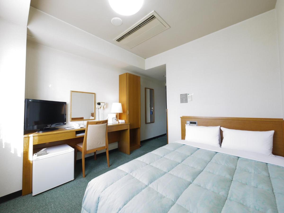 Hotel Route-Inn Igaueno -Igaichinomiya Inter- Extérieur photo